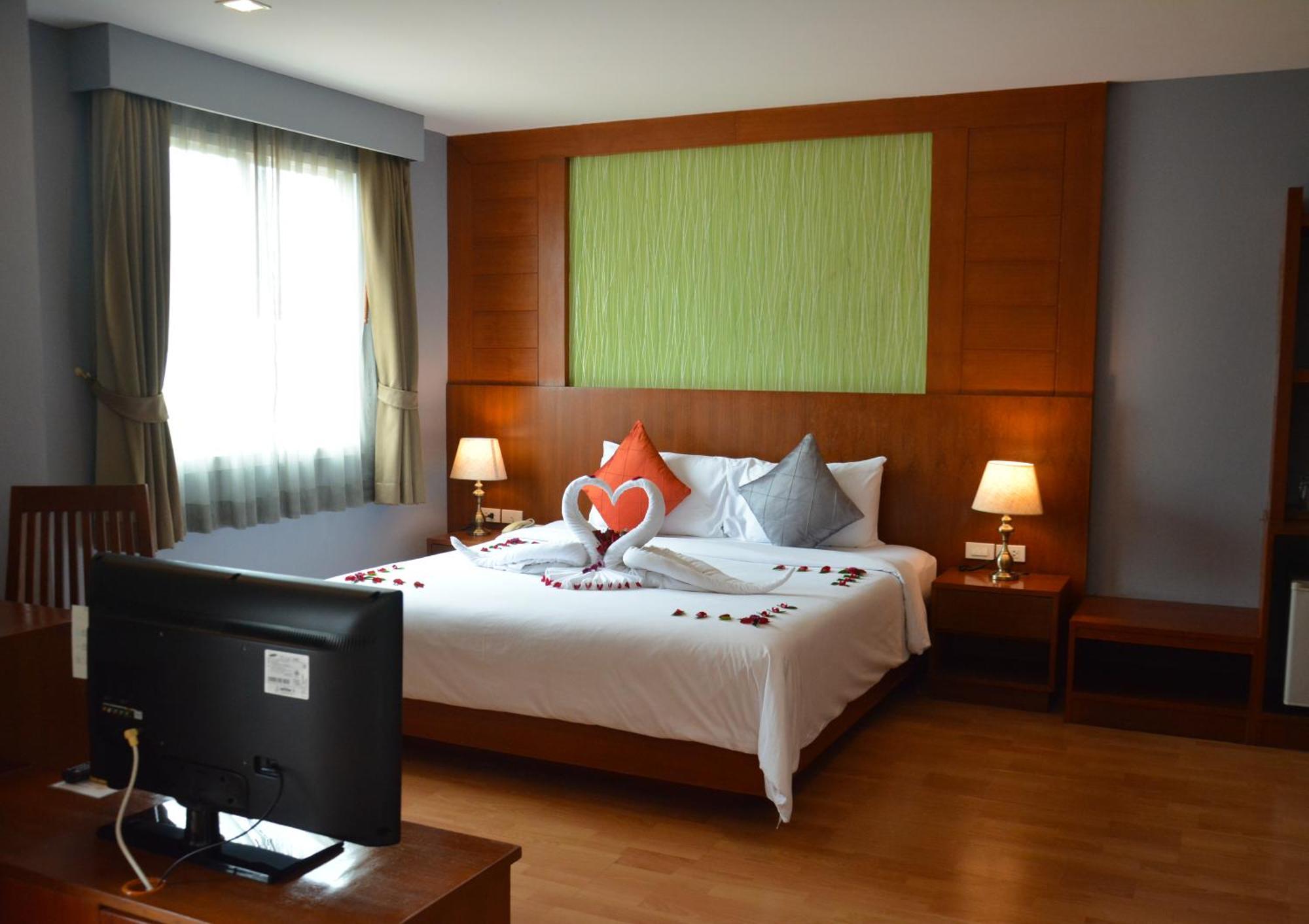 Elite Suites Patong By Bauman Residence Dış mekan fotoğraf